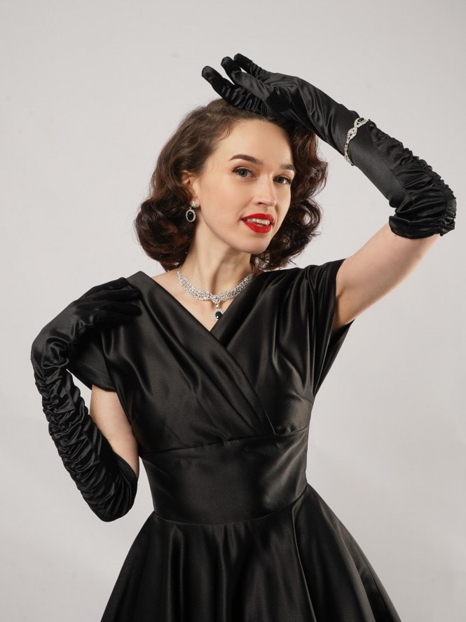 Black Ruche Opera Gloves