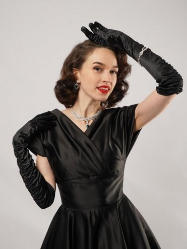 Black Ruche Opera Gloves