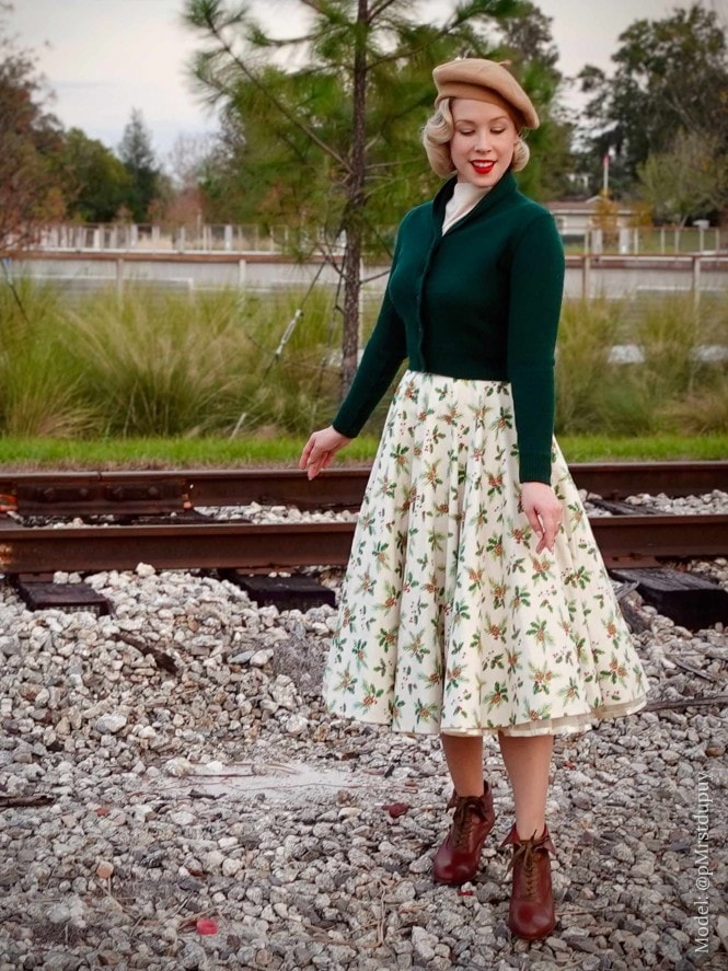 Circle Skirt Pinecones