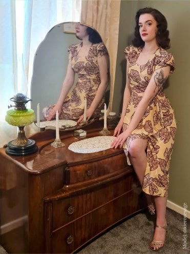 Gloria 1940s Dress Forna