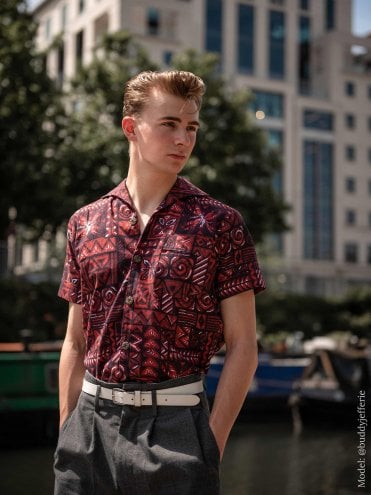 Men Short-Sleeved Tapa Ruby Shirt