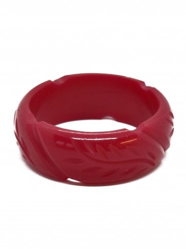 Midi Leaf Carved Bangle Raspberry