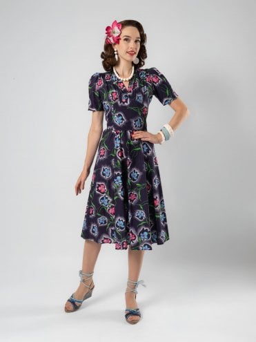 50s-1950s-Vivien-of-Holloway-Best-Vintage-Reproduction-Nazare-dress-floral-blue-tea-dress-Cotton-Rockabilly-Swing-Pinup- tea-dress