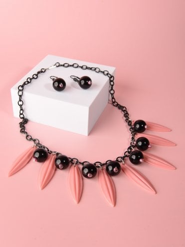 Pink Hollywood Necklace Set