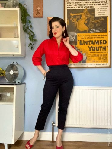 Navy Cotton Stretch 1950s high-waist pedal pushers with ankle slit