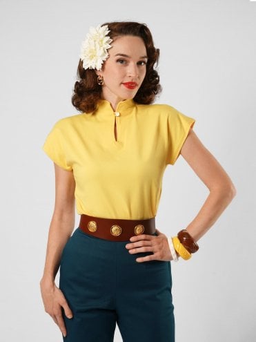 The Wasp Cinch Belt Golden Medallion