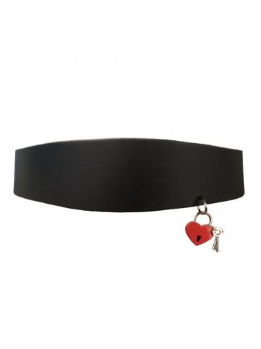 The Wasp Cinch Belt Love Locked Black Leather