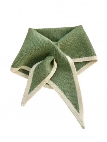 Triangle Scarf Green
