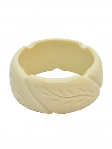 Wide Leaf Carved Bangle Cream