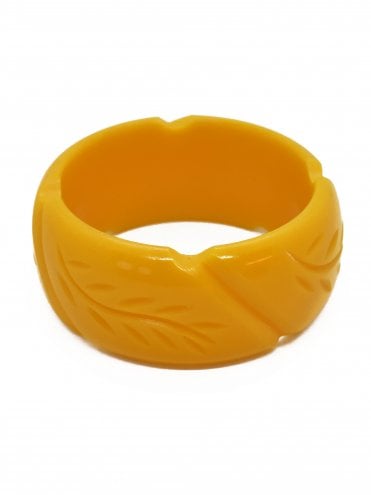 Wide Leaf Carved Bangle Piccalilly