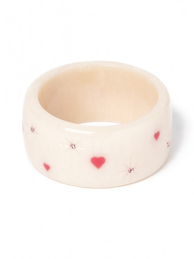 Wide Sweetheart Bangle