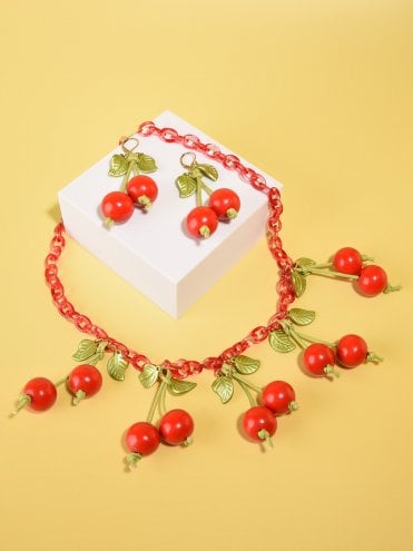Wooden Cherry Necklace Set